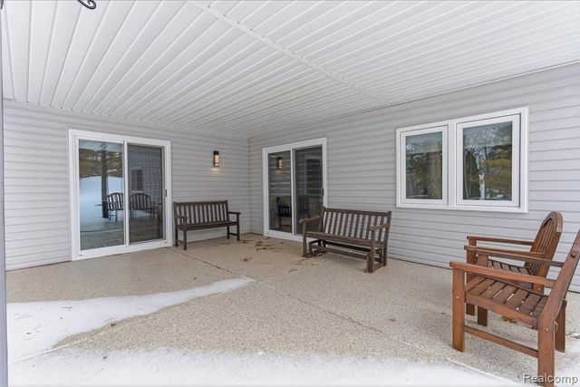 7706 Gunnison Court, Brighton, MI 48114