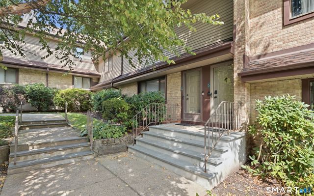 2437 Bedford Street C17, Stamford, CT 06905