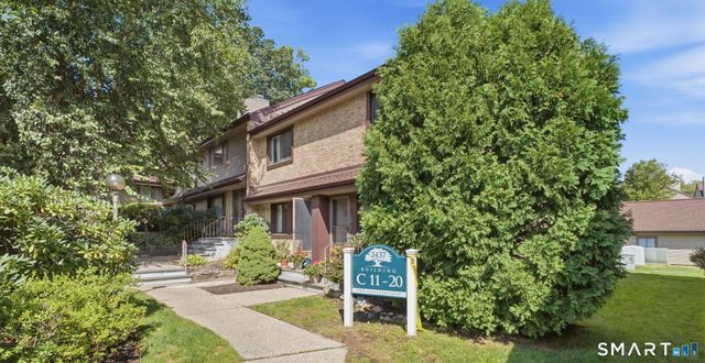2437 Bedford Street C17, Stamford, CT 06905