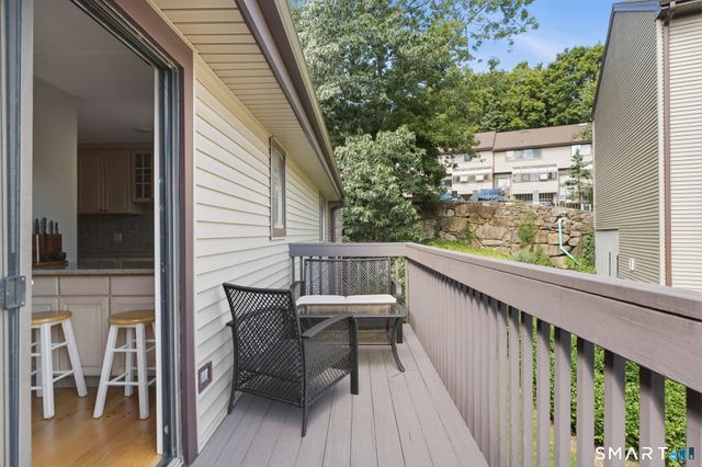 2437 Bedford Street C17, Stamford, CT 06905