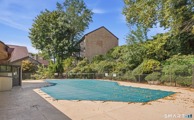 2437 Bedford Street C17, Stamford, CT 06905