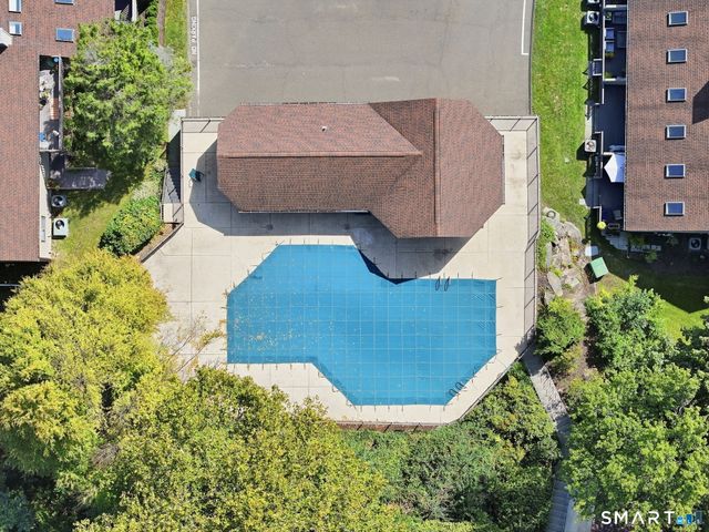 2437 Bedford Street C17, Stamford, CT 06905