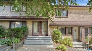 2437 Bedford Street C17, Stamford, CT 06905