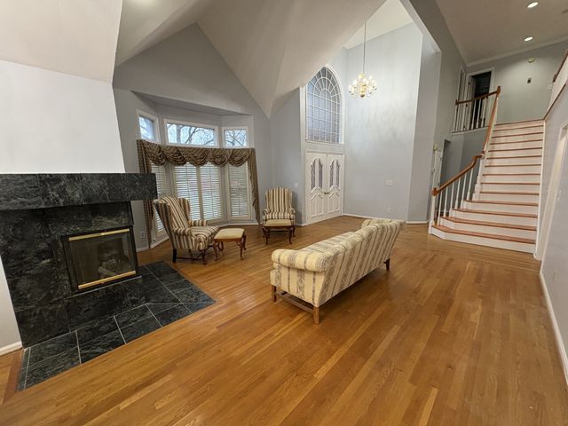 903 Jennifer Ct, Murfreesboro, TN 37129