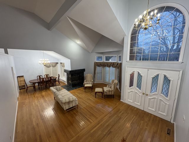 903 Jennifer Ct, Murfreesboro, TN 37129