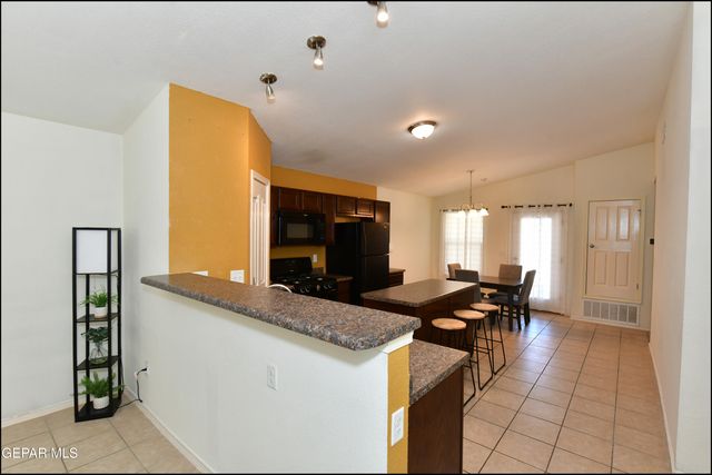 10661 CANYON SAGE Drive, El Paso, TX 79924