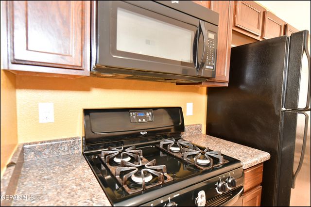 10661 CANYON SAGE Drive, El Paso, TX 79924