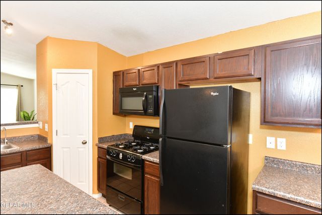 10661 CANYON SAGE Drive, El Paso, TX 79924