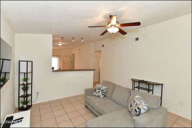 10661 CANYON SAGE Drive, El Paso, TX 79924