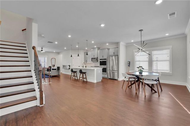 809 Mackay Creek, Woodstock, GA 30188