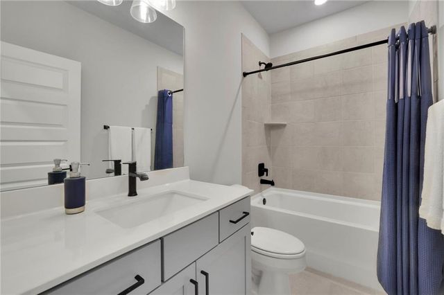 809 Mackay Creek, Woodstock, GA 30188