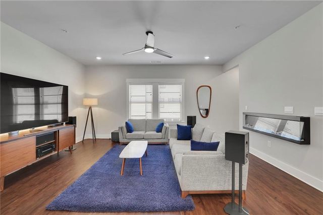 809 Mackay Creek, Woodstock, GA 30188