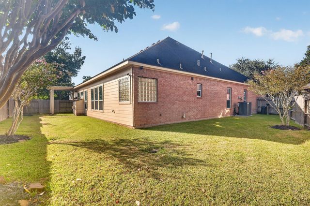 8807 Wenona Walk, Missouri City, TX 77459