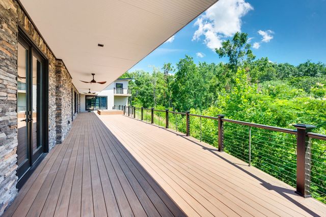 8519 McCrory Ln, Nashville, TN 37221