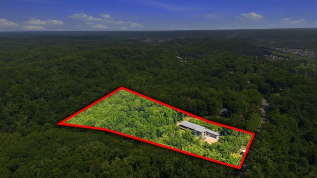 8519 McCrory Ln, Nashville, TN 37221