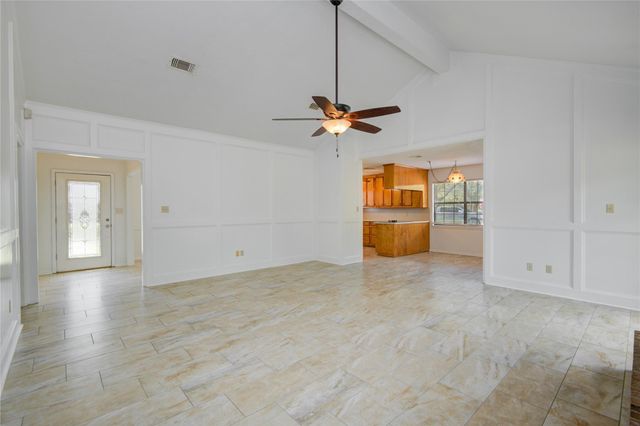 231 Any Way Street, Lake Jackson, TX 77566