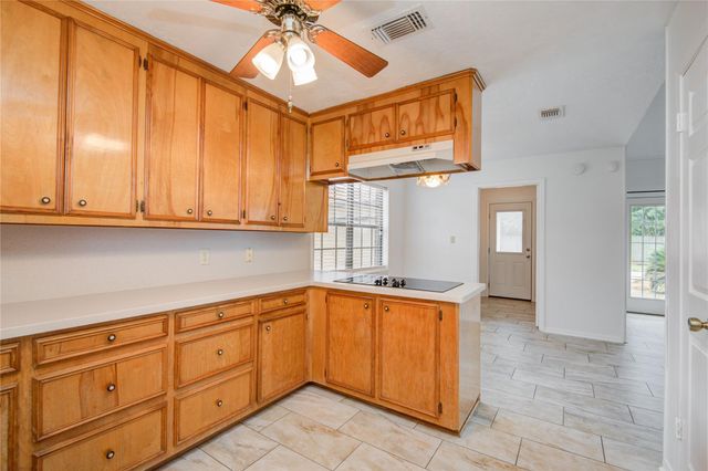 231 Any Way Street, Lake Jackson, TX 77566