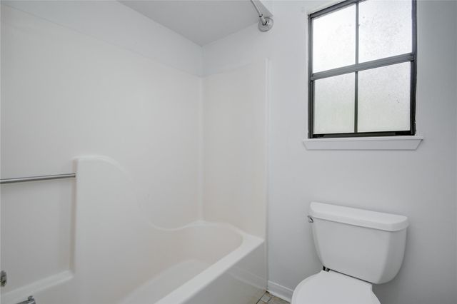 231 Any Way Street, Lake Jackson, TX 77566