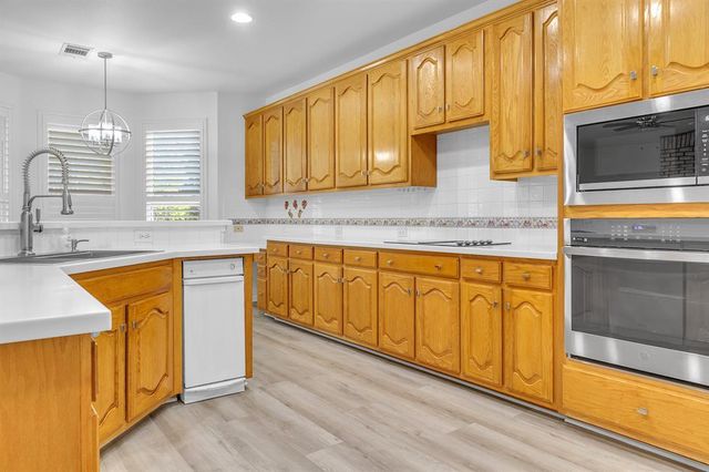 2604 Sterling Panorama CT, Austin, TX 78738