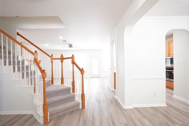 2604 Sterling Panorama CT, Austin, TX 78738