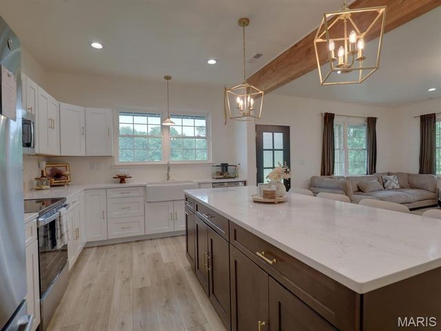 10755 SSR-H, Hannibal, MO 63401