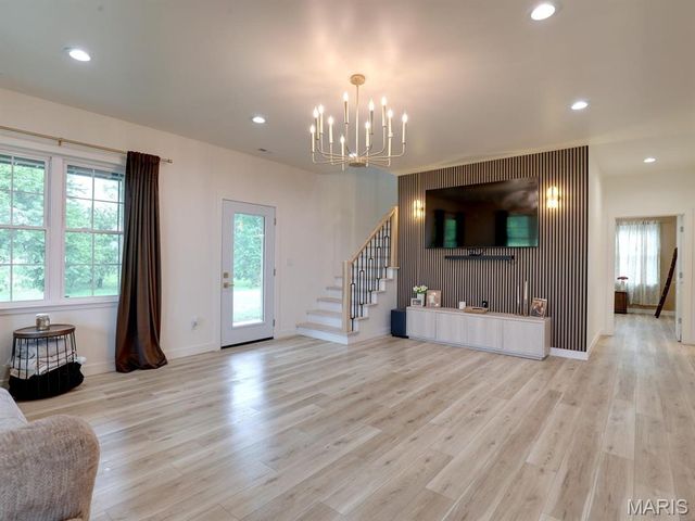 10755 SSR-H, Hannibal, MO 63401