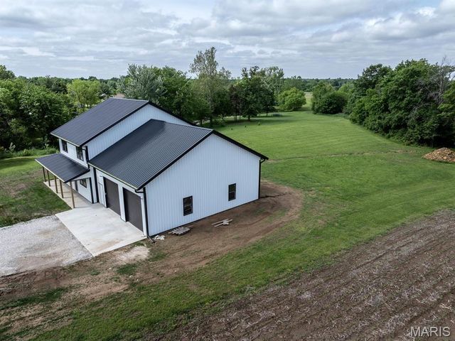 10755 SSR-H, Hannibal, MO 63401
