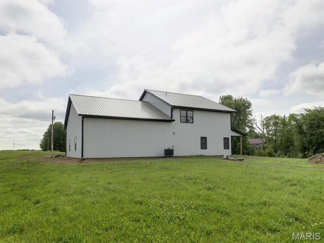 10755 SSR-H, Hannibal, MO 63401