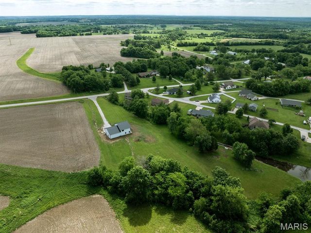 10755 SSR-H, Hannibal, MO 63401
