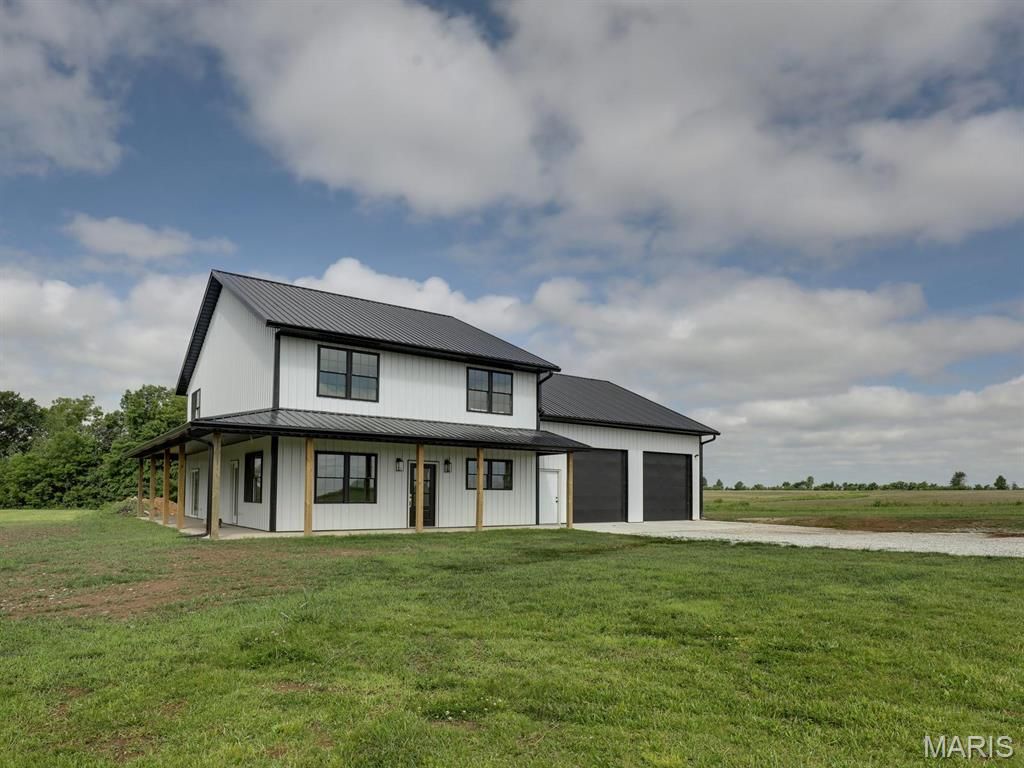 10755 SSR-H, Hannibal, MO 63401