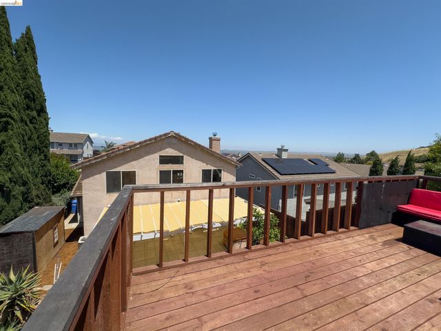 512 Burdick Dr, Bay Point, CA 94565