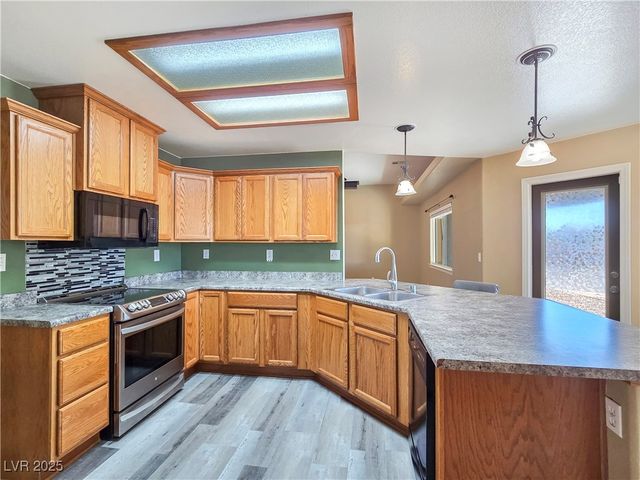 190 Mondale Court, Pahrump, NV 89048