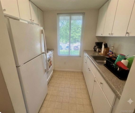 26 El Camino Court Gibbs 26, Coram, NY 11727