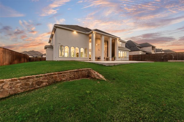 816 Jamestown Lane, Southlake, TX 76092