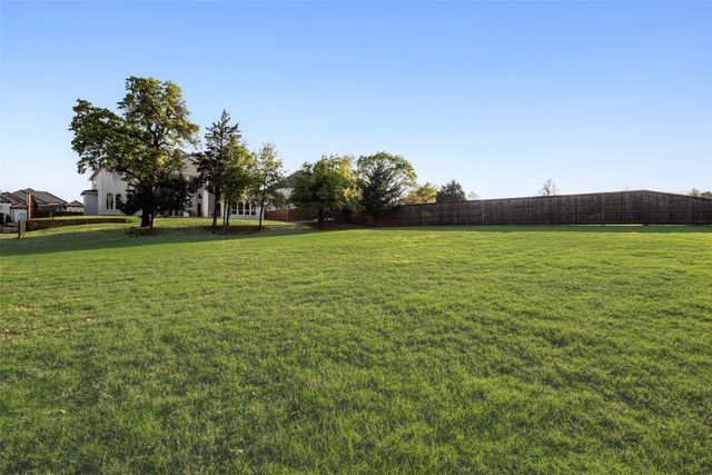 816 Jamestown Lane, Southlake, TX 76092