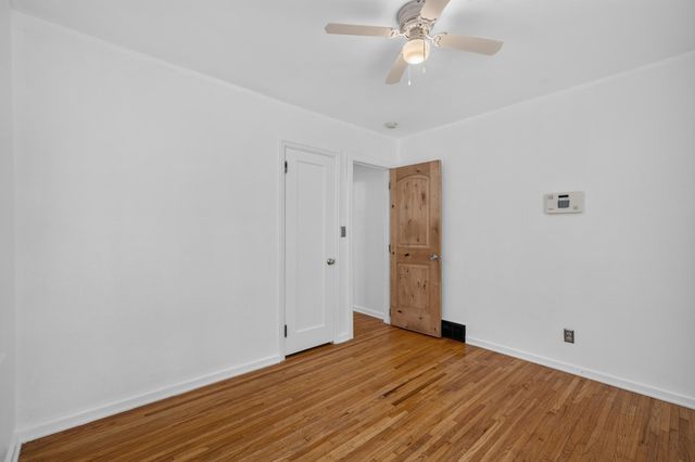 1701 4th Street E, Saint Paul, MN 55106