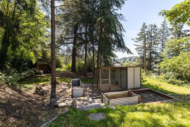 112 E Division Street, Mount Vernon, WA 98274