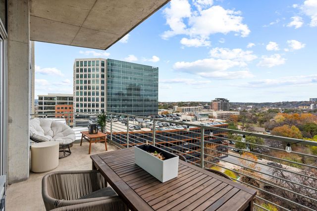800 W 5th ST 902, Austin, TX 78703