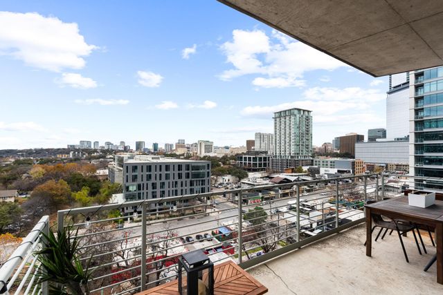 800 W 5th ST 902, Austin, TX 78703