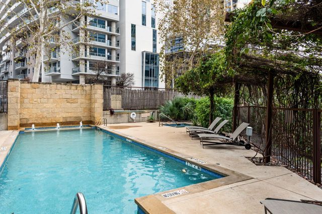 800 W 5th ST 902, Austin, TX 78703