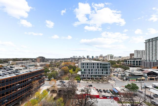 800 W 5th ST 902, Austin, TX 78703