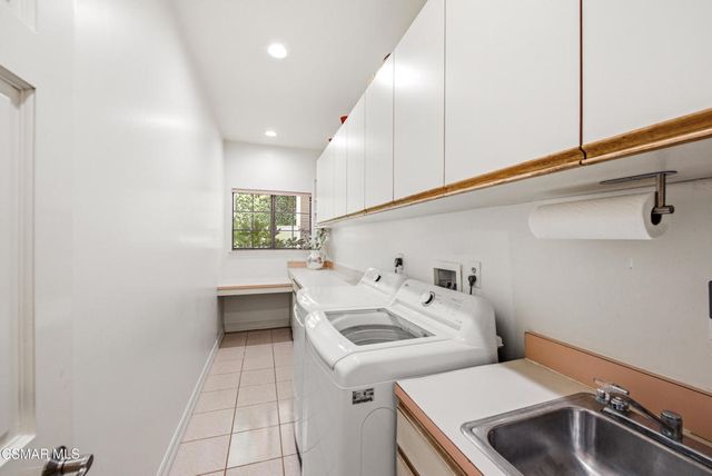 351 Las Tuero Court, Camarillo, CA 93010