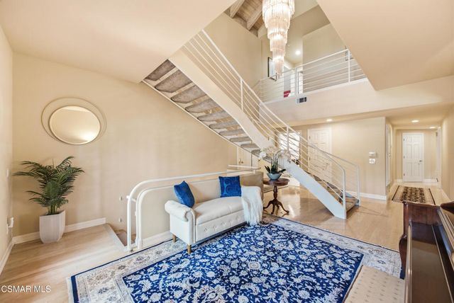 351 Las Tuero Court, Camarillo, CA 93010