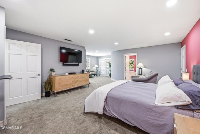 351 Las Tuero Court, Camarillo, CA 93010