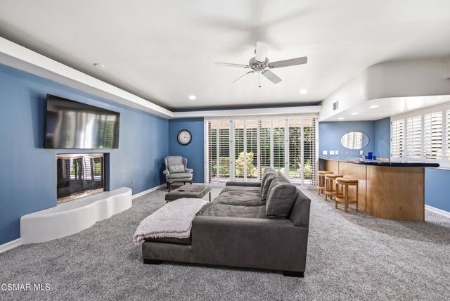 351 Las Tuero Court, Camarillo, CA 93010