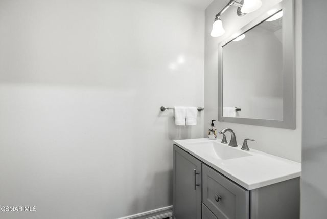 351 Las Tuero Court, Camarillo, CA 93010