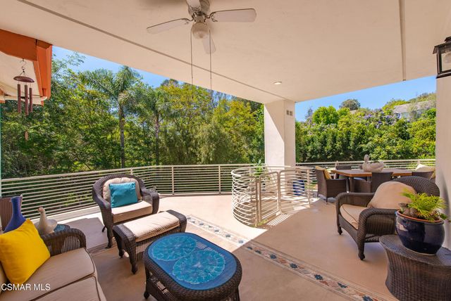 351 Las Tuero Court, Camarillo, CA 93010