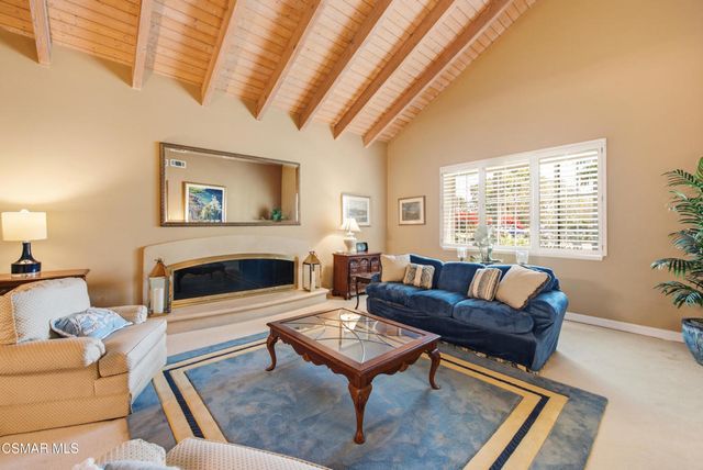 351 Las Tuero Court, Camarillo, CA 93010