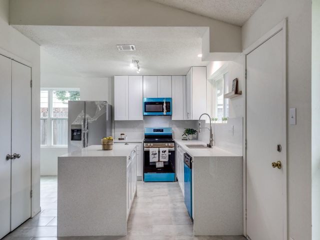 3911 Wintergreen Drive, Humble, TX 77396