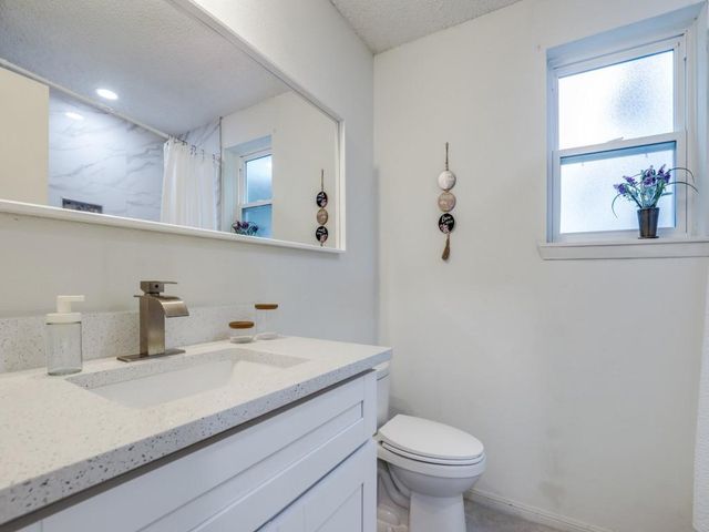 3911 Wintergreen Drive, Humble, TX 77396